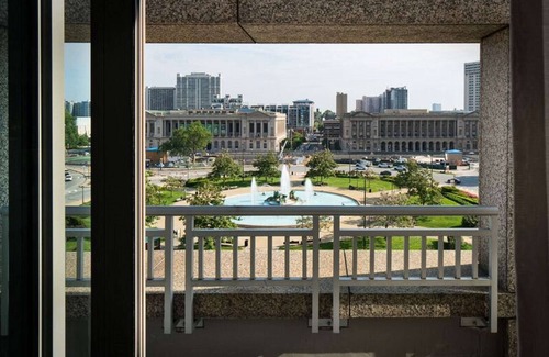 Logan Square Hotel | The Logan Philadelphia, Curio Collection by Hilton