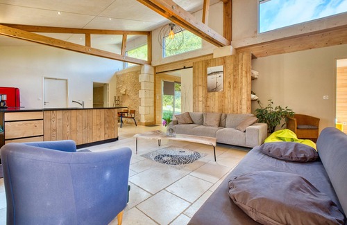 Saint-Astier House | The Longère of Astérius – Relaxing Stay in an Eco-Friendly Holiday Home in Saint-Astier
