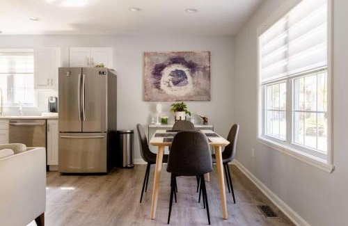 Wanskuck Apartment | The Longmont Luxury Condo in the heart of providence