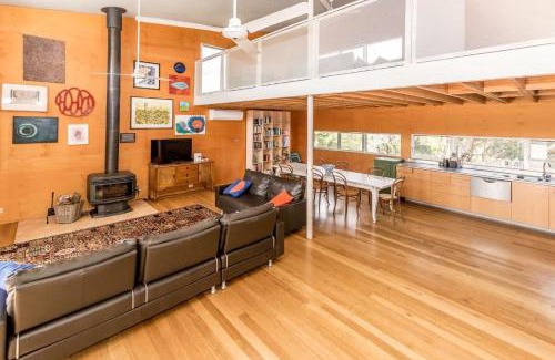 Sandy Point House | The Lookout