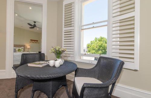 Clyde Bed & Breakfast | The Lord Clyde
