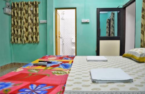 Rajiv Gandhi Nagar Bed & Breakfast | The Lotus Home
