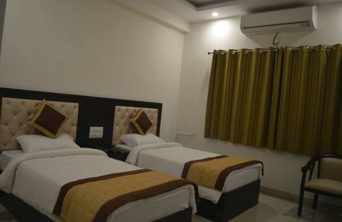 Bahraich Hotel | The Lotus Sutra Hotel