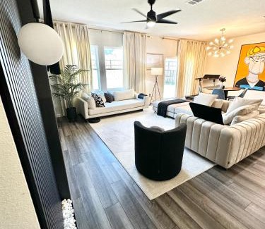Glenn Heights House | The Luxe Residence Glenn heights, 4 Bedroom Home