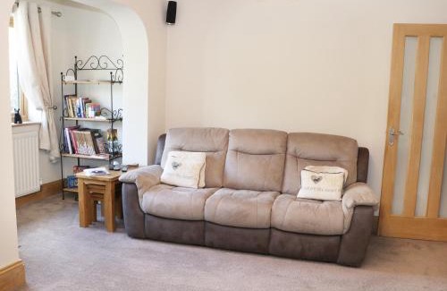 Shrewsbury House | The Lymes