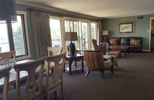 East Gull Lake House | The Madden House