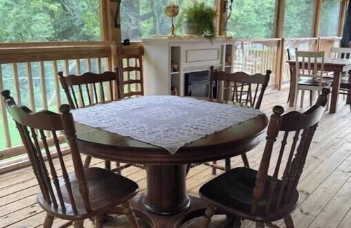 Foster House | The Magnolia House