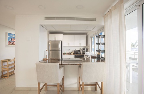 Maho Condo | The Maho Hideaway on Sunset "Airplane" Beach