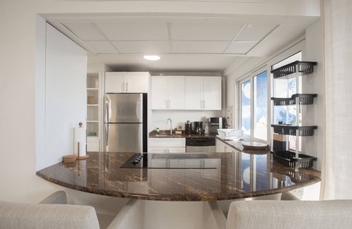 Maho Condo | The Maho Hideaway on Sunset "Airplane" Beach