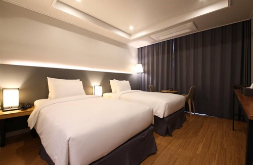 Cheonan Hotel | The Mains Hotel