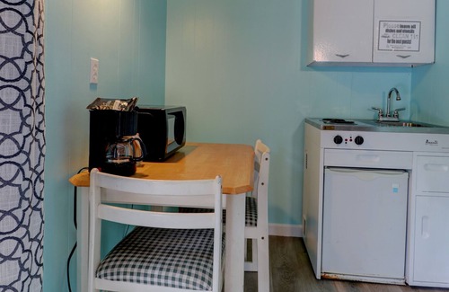 Ogunquit - Wells Hotel | The Majestic Regency Resort