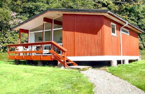 Lochgilphead Cottage | The Malabar - a chalet that sleeps 4 guests in 2 bedrooms
