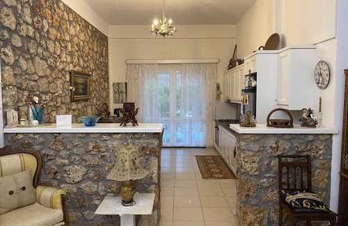 Archaia Olympia Villa | The mansion of Dionisos and Dimitras