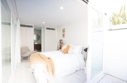 Manly House | The Manly House - 100 steps from Manly Beach