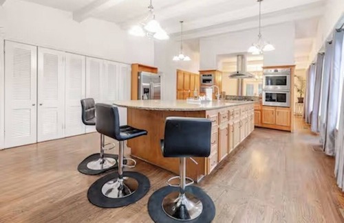 Church Street House | The Mansion Headquarters Retreat near Atl airportnn