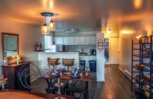 West Bellevue Apartment | The Mariner in Meydenbauer Bay | 29 Nights