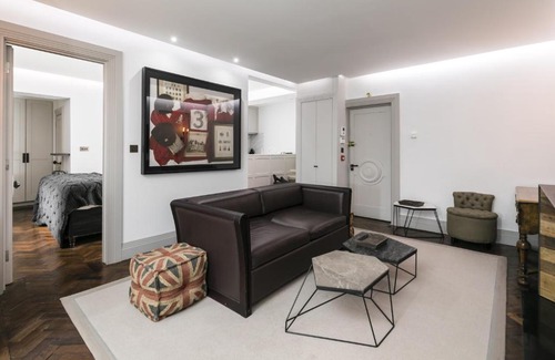 City of Westminster Apartment | The Marlborough Suite