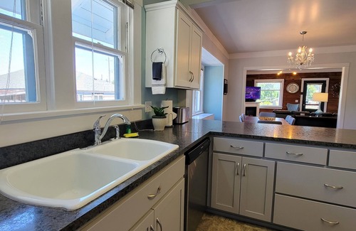 Lebanon House | The Marshall Cottage, your home away from home