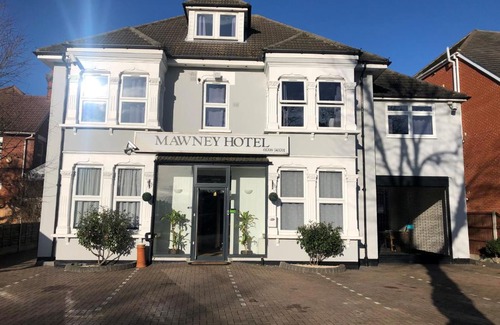 Brooklands Hotel | The Mawney Hotel