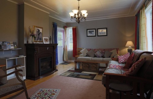 Elliston House | The Meems' Elliston B&B