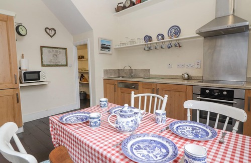 Kilrush Apartment | THE MERCHANT'S HOUSE, family friendly in Kilrush, County Clare