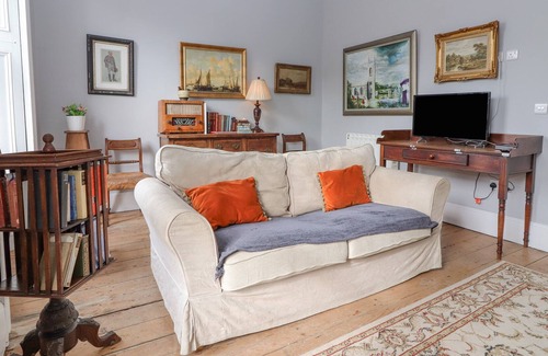 Kilrush Apartment | THE MERCHANT'S HOUSE, family friendly in Kilrush, County Clare