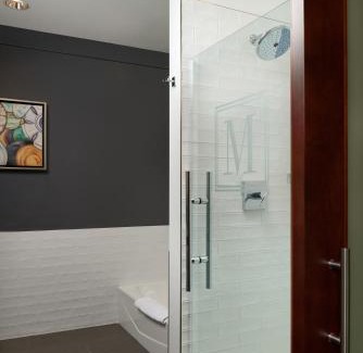 Muscatine Hotel | The Merrill Hotel & Conference Center, Muscatine, a Tribute Portfolio Hotel