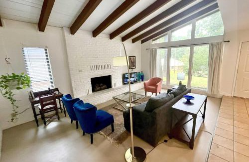 Tyler House | The Merrill House and Art Gallery