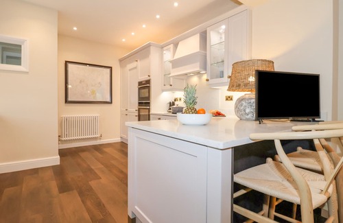 Southwold Cottage | THE MIDDLE HOUSE, pet friendly, luxury holiday cottage in Southwold