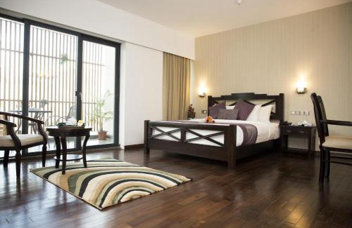 Banani Hotel | The Midori by Lakeshore, Gulshan , Dhaka