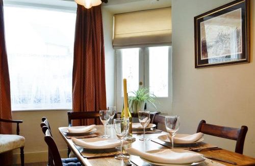 Talgarth House | The Mill House, The Square