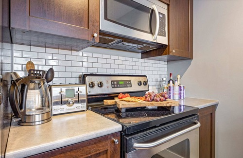 Canmore Ski Chalet | The Minerva Panorama Top View&Luxury 3BR 1.5BTH