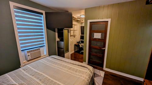 Tetreaultville House | The Modern Stays