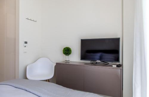 Thessaloniki City Centre Apartment | The Modern Suite