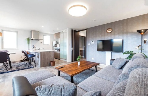 Toyohira House | THE MOONA vacation rental house Parking available for 2 cars on site4 bedroomsMAX 12 people/Sapporo Hokkaidō