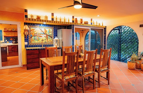 Santa Cruz House | The most unique location nestled into nature with direct acces to nature, caves and national park.