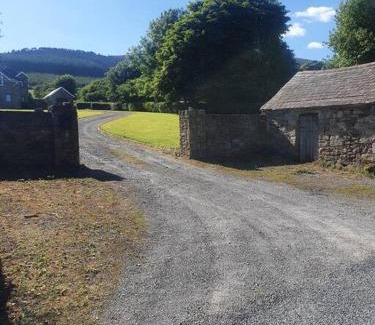 Ninemilehouse House | The Mountain Lodge Slievenamon spacious 4 bedroom house