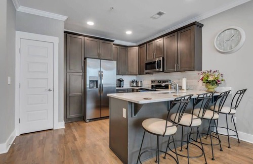 The Nations Condo | The Nations Gem | Walkable & Easy DT Access