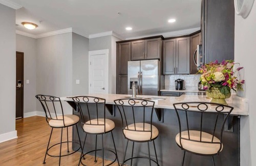 The Nations Condo | The Nations Gem | Walkable & Easy DT Access