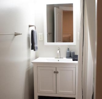 Hammondsport Apartment | The Nautilus at JS Hubbs Guest House