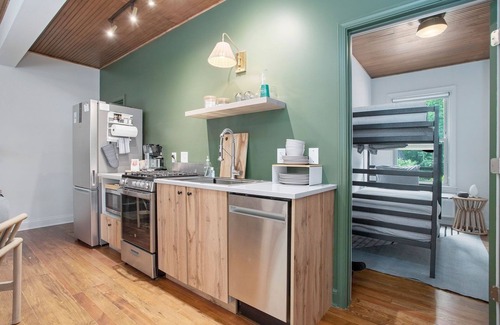 New Buffalo Apartment | The Neighborhood Hotel Grand Beach Suite 6 - Two Bedroom w Bunks