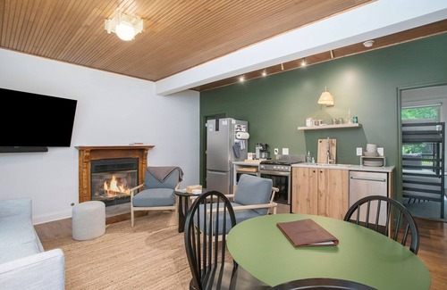 New Buffalo Apartment | The Neighborhood Hotel Grand Beach Suite 6 - Two Bedroom w Bunks