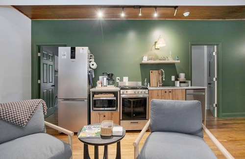 New Buffalo Apartment | The Neighborhood Hotel Grand Beach Suite 6 - Two Bedroom w Bunks