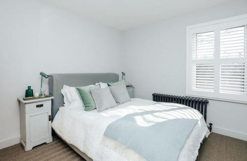 Henley-on-Thames House | The Neptune