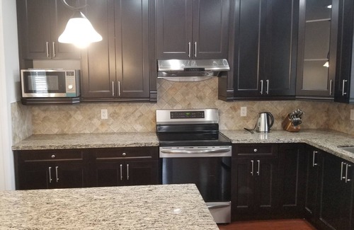 Sardis House | The Nest: 4 bedroom House. Chilliwack.