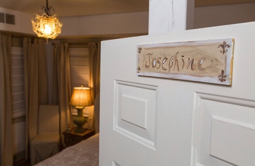 Saratoga Springs House | The Nest on Saratoga Lake