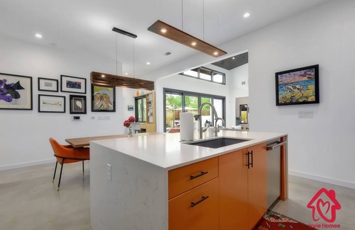 West Congress House | The Nest with Pool and Hot Tub - An Irvie Home