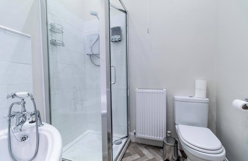 Milngavie Apartment | The Nevis by West Highland Apartments