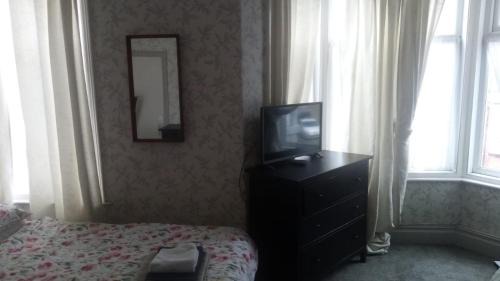 South Shore House | The New Macleods Guest House