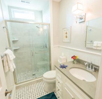 Newport Apartment | The Newport Lofts - 194 Thames Street